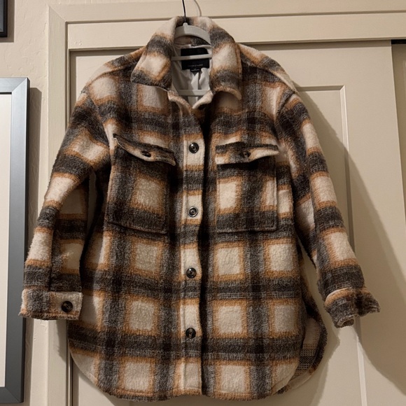 Sanctuary Jackets & Blazers - Sanctuary women’s plaid Shacket size XS